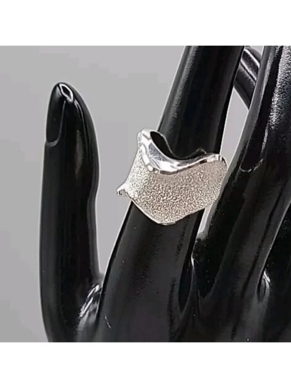 Vintage Sterling Silver Diamond Drizzle Cut Wave Ring Milor Italy Size 6.5 925 - Picture 13 of 16
